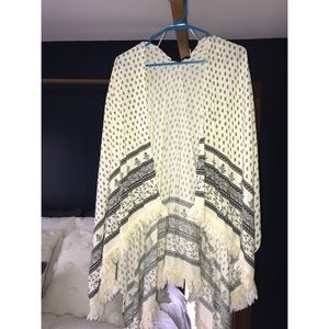 Cover/shawl/poncho